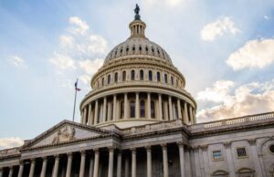 Senate Democrats aim for bipartisan crypto market legislation