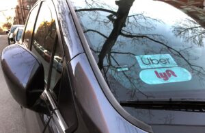 Newsom signs bill giving Uber and Lyft drivers in California the right to unionize