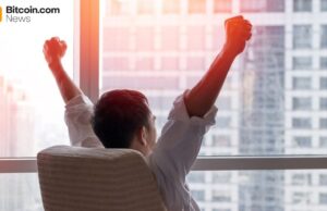 Ether ETFs Lead Weekly Gains as Bitcoin and Solana Stay Green