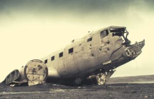 AI Meme Coin RALPH Crashes 80% After $300K Dev Selloff