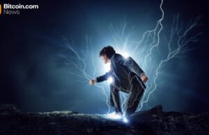 ETFs Power Bitcoin Past $95,000 as Risk-on Mood Lifts Crypto