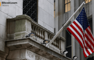 ‘Sell America’ Trade Roars Back as US Dollar Slides and Markets Brace for Turbulence