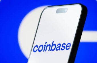 Coinbase stock sinks 6% as analysts slash targets ahead of earnings
