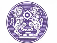 Yen gains as BOJ holds rates steady despite policy split