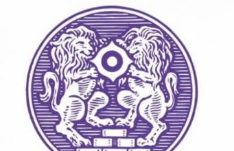 Yen gains as BOJ holds rates steady despite policy split