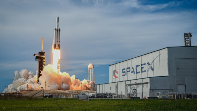 SpaceX may be going public with a big fundraising target