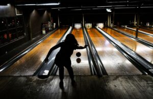 If You’re a Serious Bowler, You Need to Know About Bowling Lane Oil