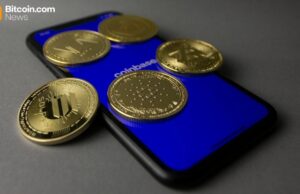 Bitcoin Slides as Coinbase Bitcoin Premium Index Signals Reduced Institutional Accumulation