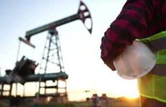 Europe’s oil majors reap $4.7B from trading on Iran war volatility